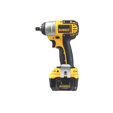DC832 Type 1 Impact Wrench